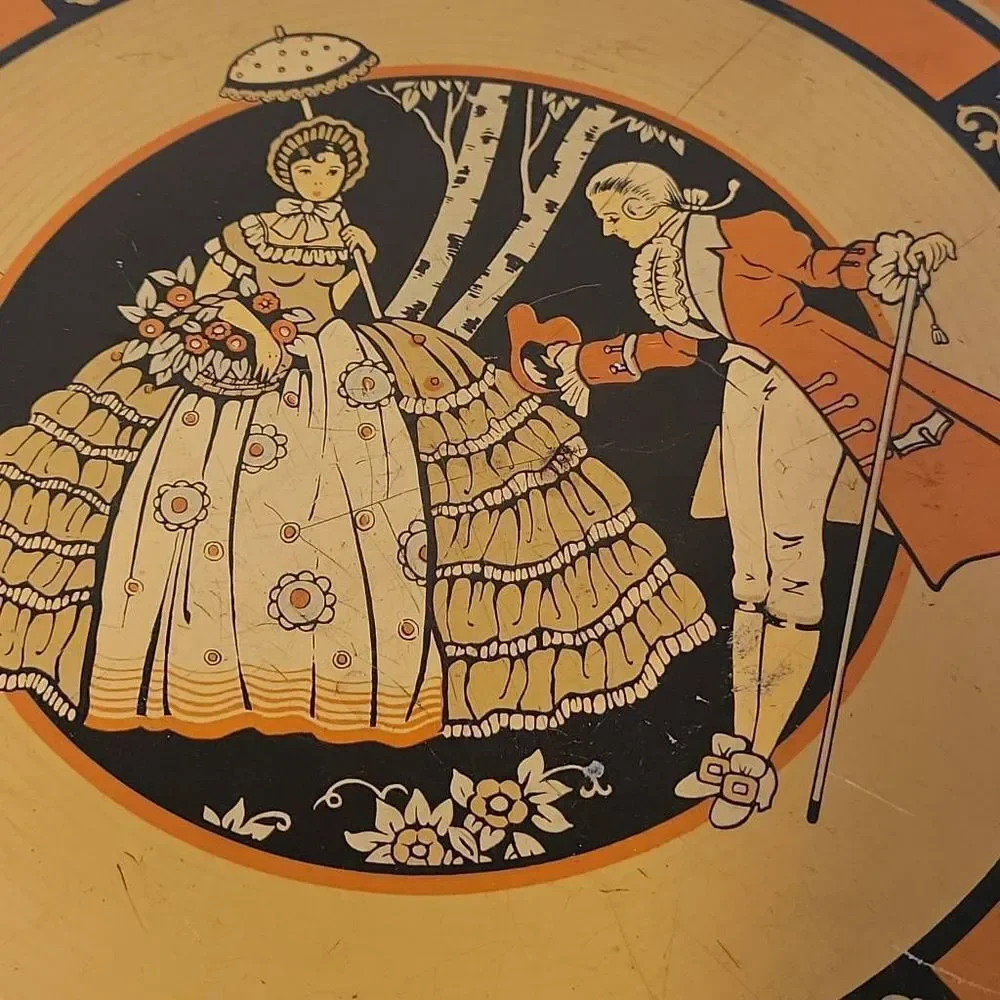 Antique Art Deco Tin Romantic Courting Couple  1920s - 1930s Round Storage 10